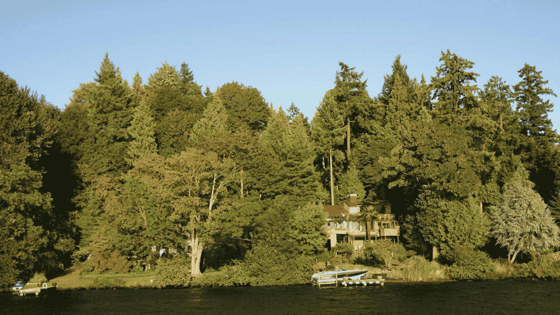 Propriété au bord de l’eau